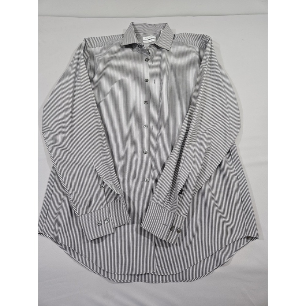Calvin Klein non-iron slim fit striped dress shirt, Size 34/35